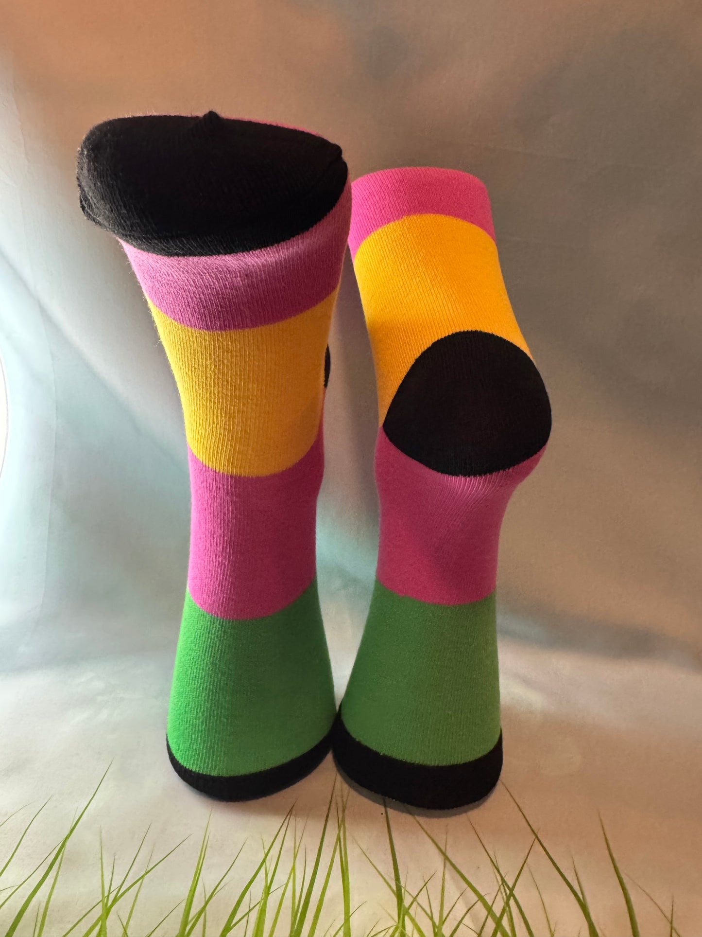 Bloom with style and elegance to your everyday look with our stunning crew socks!