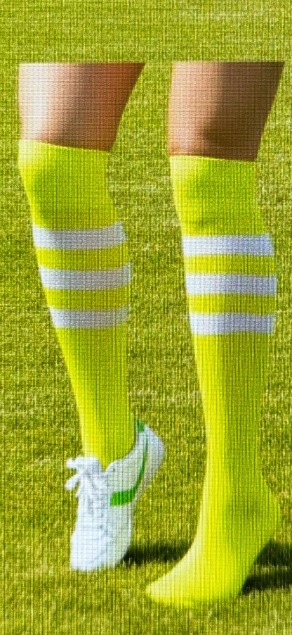 Step into performance and confidence with our Striped Athletic Knee-High Socks – perfect for women and teen girls. size 7-9