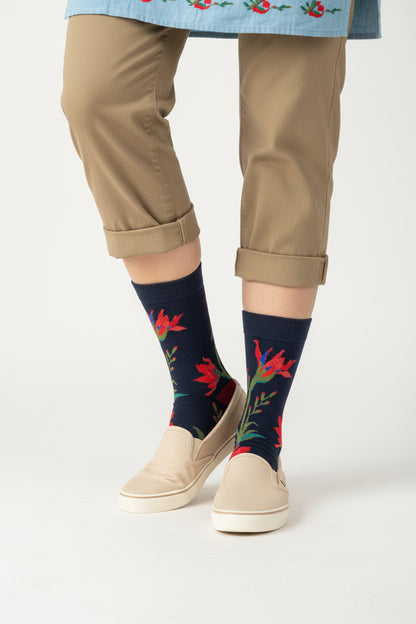 Bloom with style and elegance to your everyday look with our stunning crew socks!